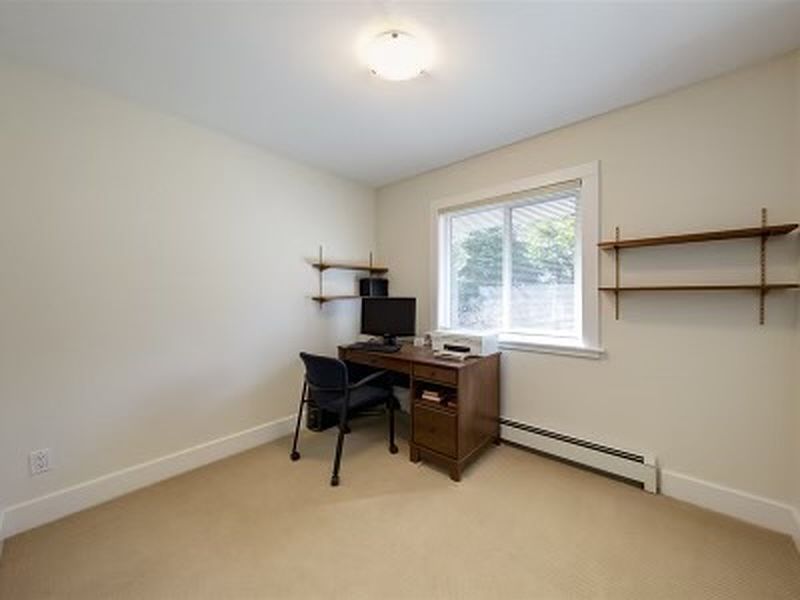 West Vancouver Apartment for rent - 4 Bedrooms — photo 7