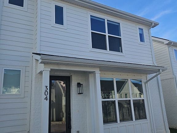 4th image of 304 Jeffries Way