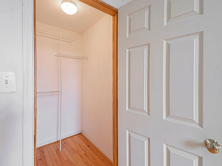1635 E Passyunk Ave — Photo 13