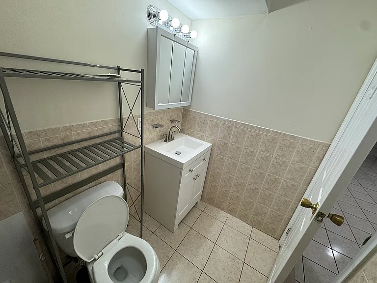 52 Belmont Ave #1 — Photo 34