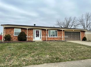 312 Porter Dr, Englewood, OH