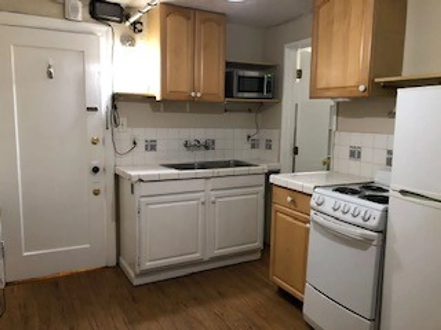 595 Merritt, LLC — Photo 4