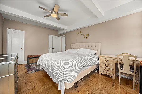Bedroom, photo 3