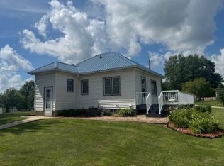 1115 174th St, Postville, IA 52162