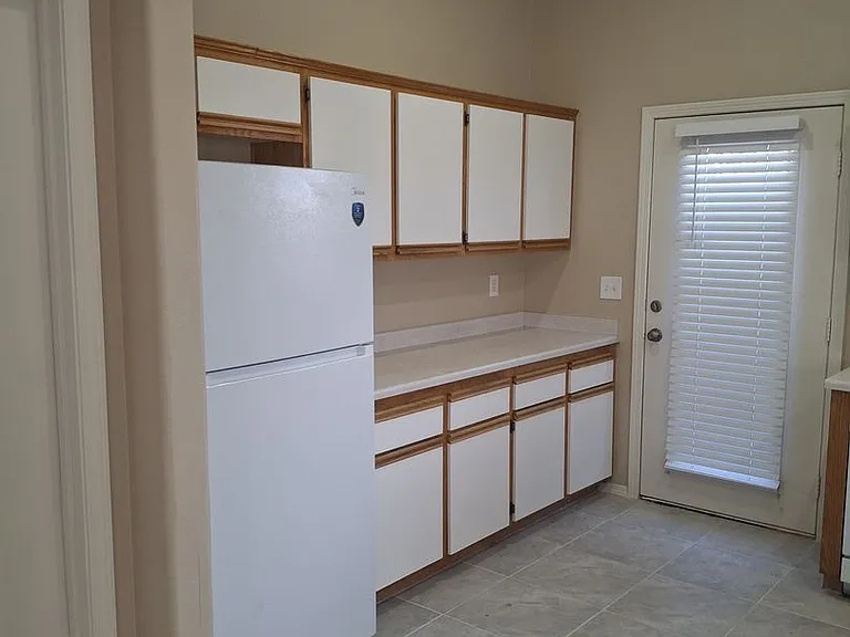 2120 Fred Brown Dr — Photo 15