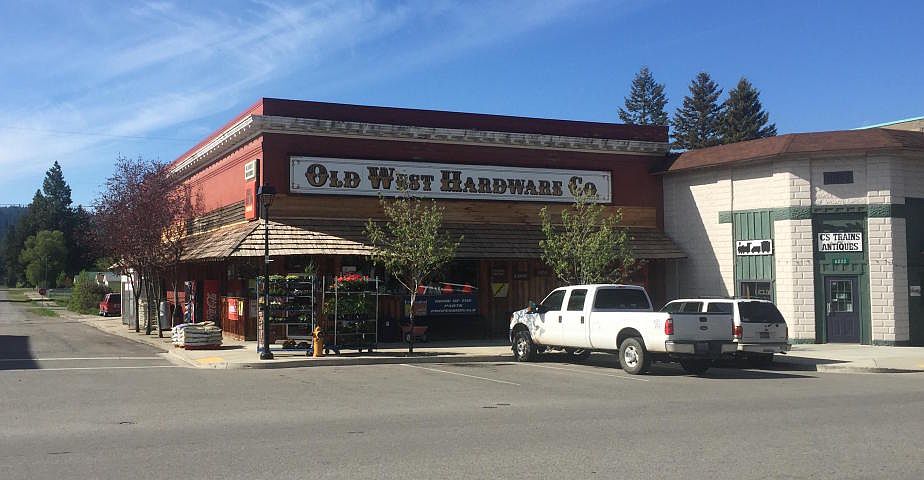 1st image of 6210 W Maine