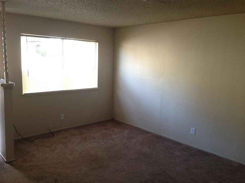 2nd image of 309 N Giddings St APT B