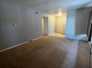 2551 Holiday Rd #C-6, Coralville, IA 52241