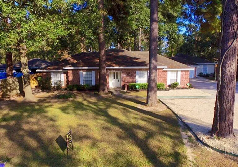 25602 Oakhurst Dr — Photo 30