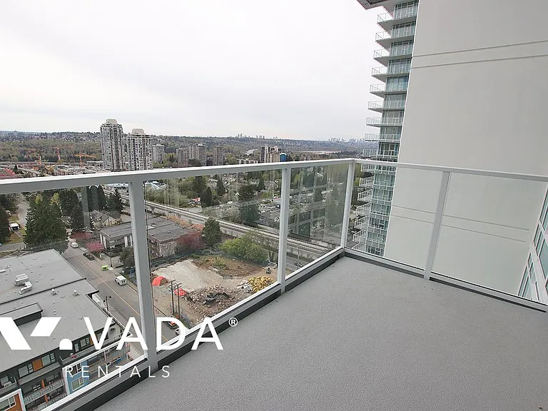 657 Whiting Way #1706 — Photo 8