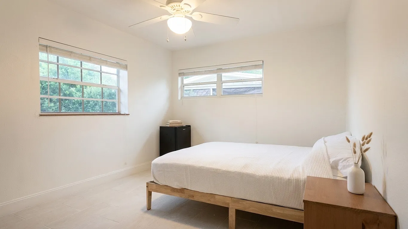 4526 Sheldrake Dr — Photo 2