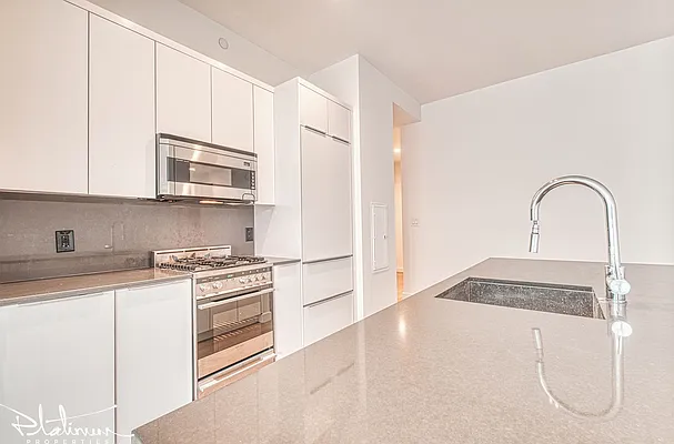 Rented by Platinum Properties | media 18