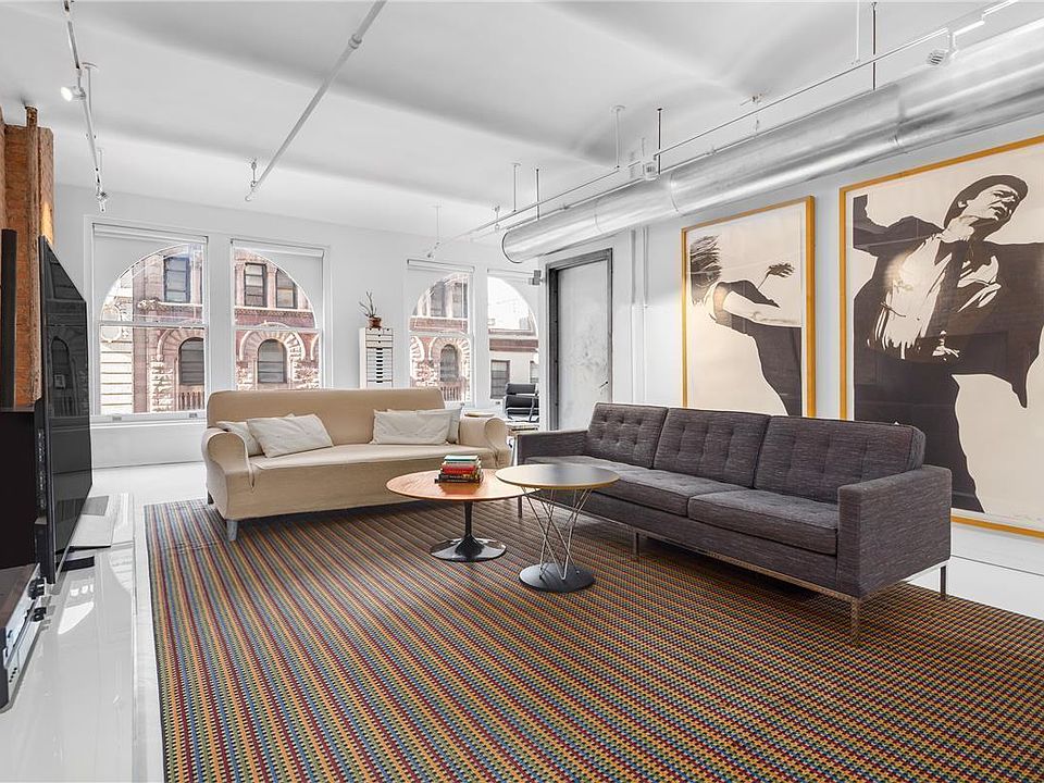 1st image of 13 E 16th St Floor 4