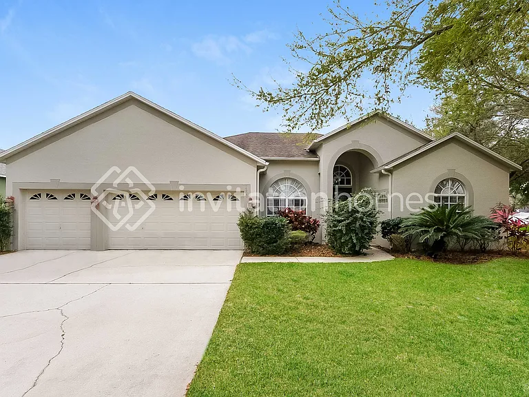 2620 Abbey Grove Dr — Photo 1