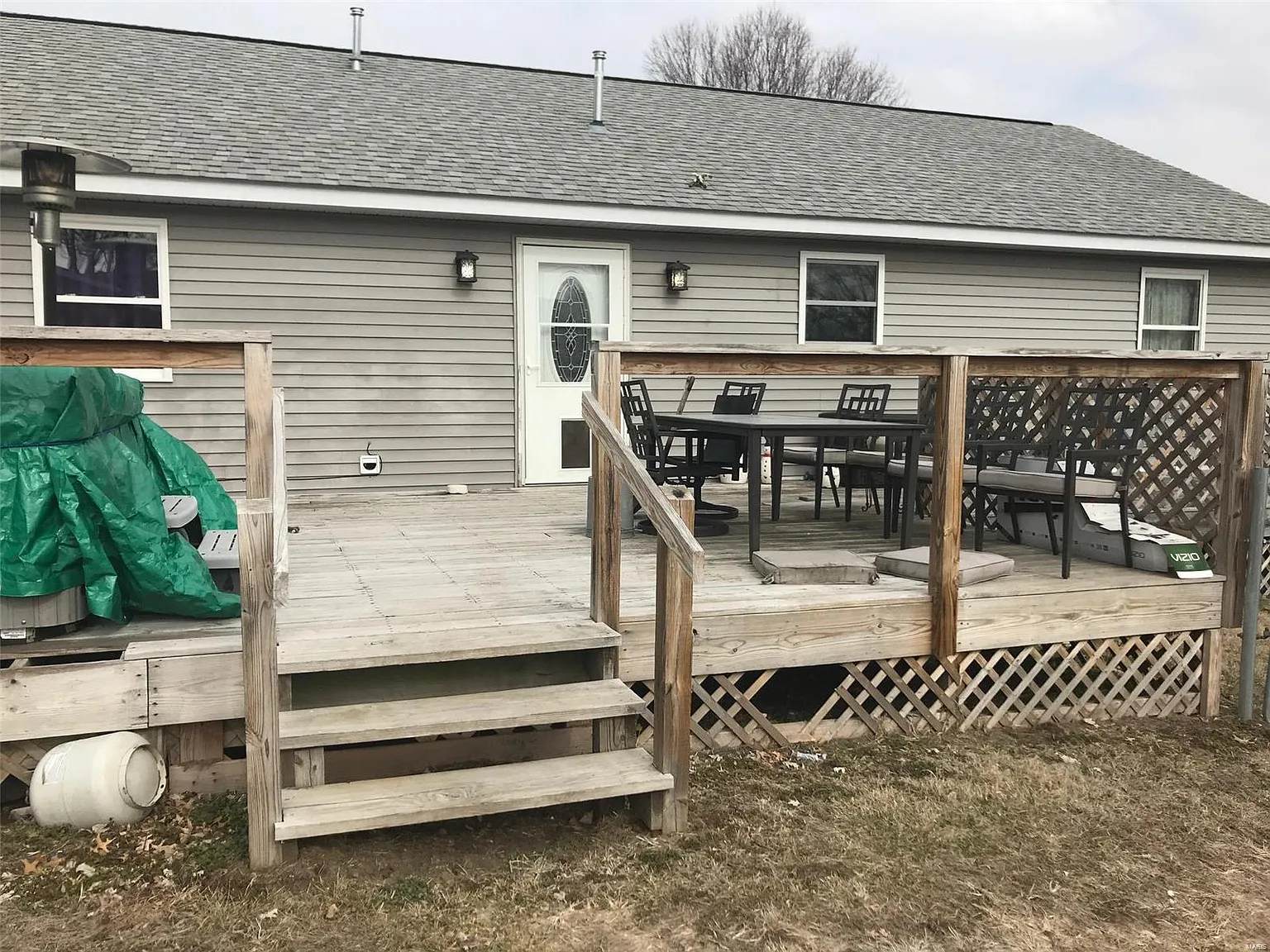 205 Stephenson Ave photo 1
