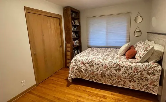 1 bed, 700 sqft, $1,200 — Photo 3