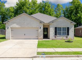 5132 Shellback Dr, Millington, TN 38053