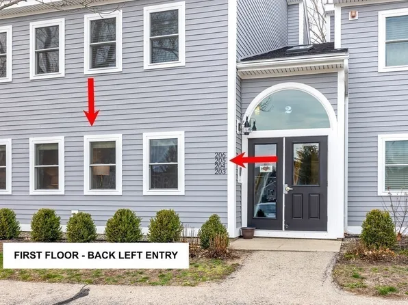 205 Tuckers Ln, Hingham, MA 02043