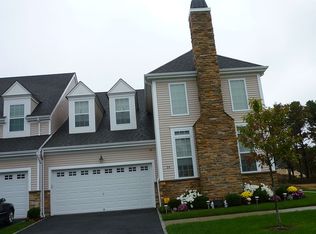 50 Toni Ct, Center Moriches, NY 11934