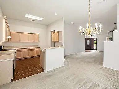 702 Lake Bridge Dr — Photo 10
