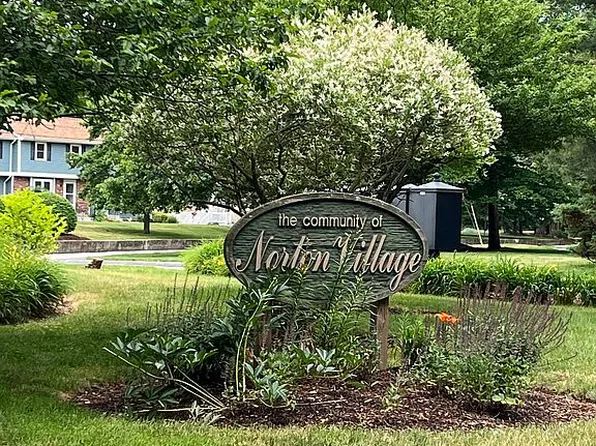 3 Robin Cir #3, Norton, MA 02766