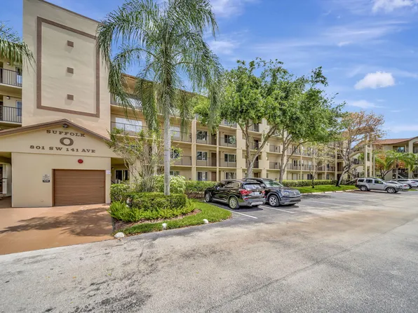 801 SW 141st Avenue #306-o, Pembroke Pines, FL 33027