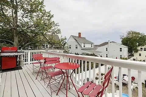 20 Union Ave #B — Photo 1