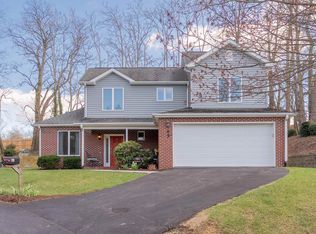 65 Silverleaf Ln, Blacksburg, VA 24060