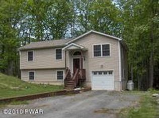 115 Dylan Ln, Shohola, PA 18458