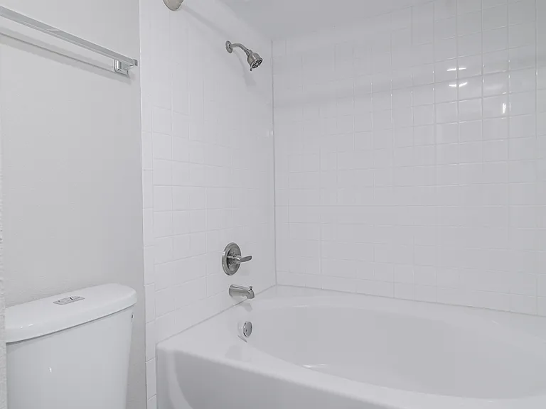 The Village at Bellaire Apartments — Photo 72