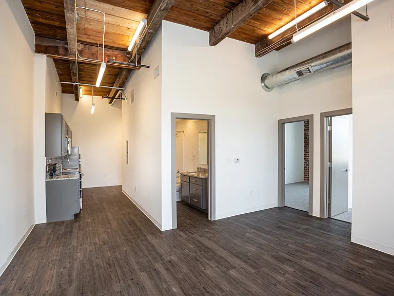 Station Lofts — Photo 9