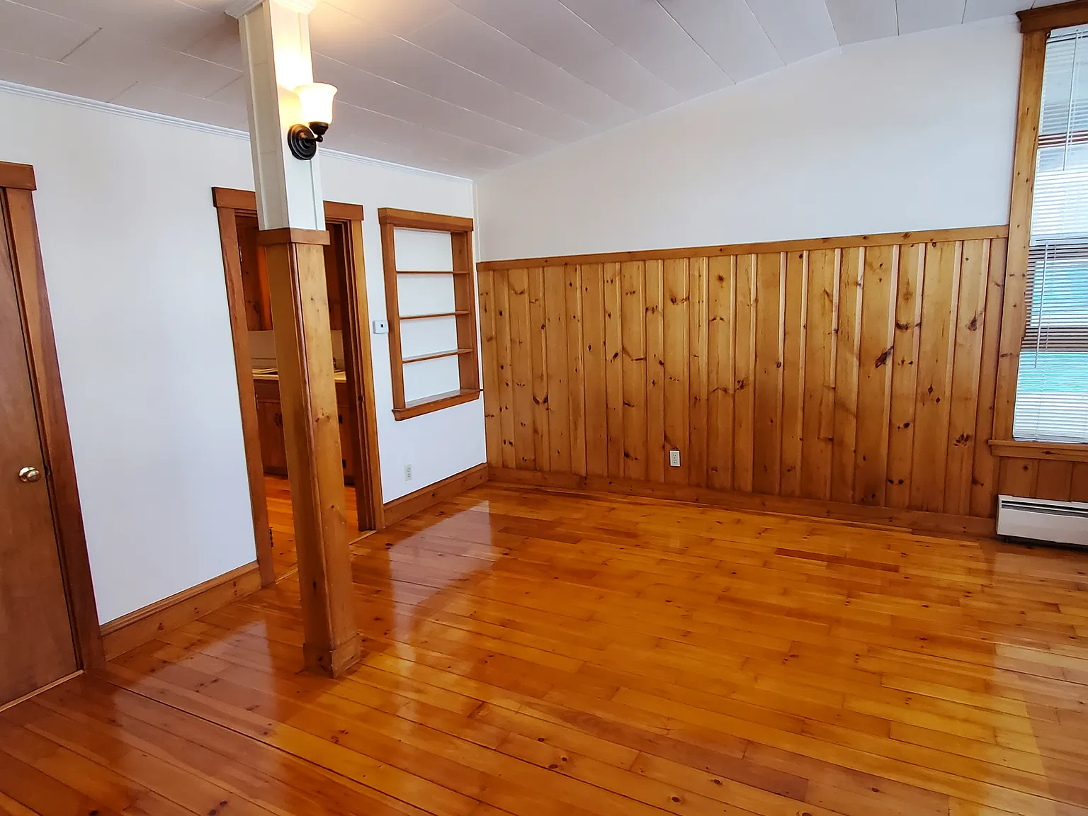1 bed, 850 sqft, $975 — Photo 4