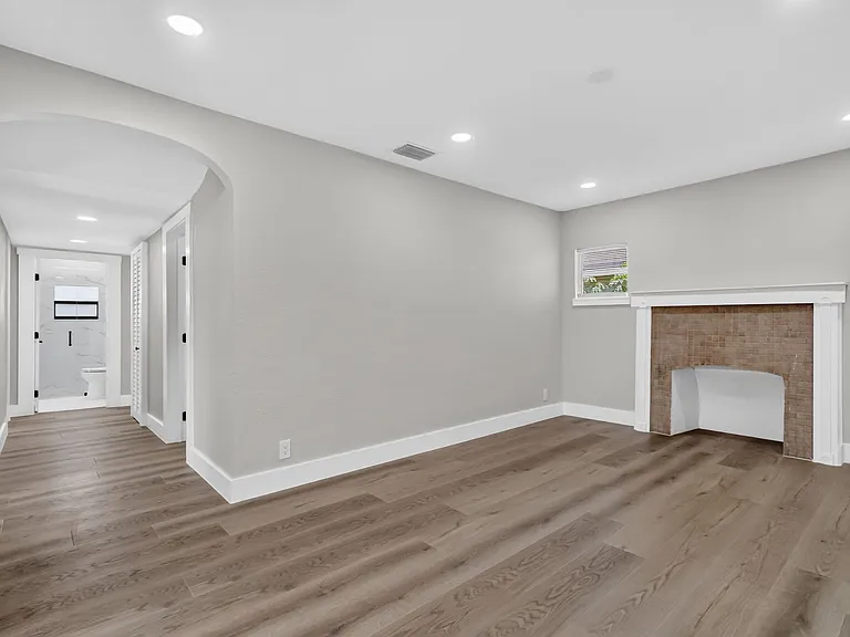 516 Independence Rd #1 — Photo 9