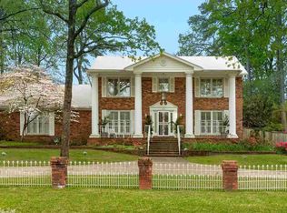 551 Valley Club Cir, Little Rock, AR 72212