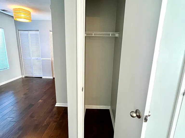 3660 Walden Dr — Photo 8