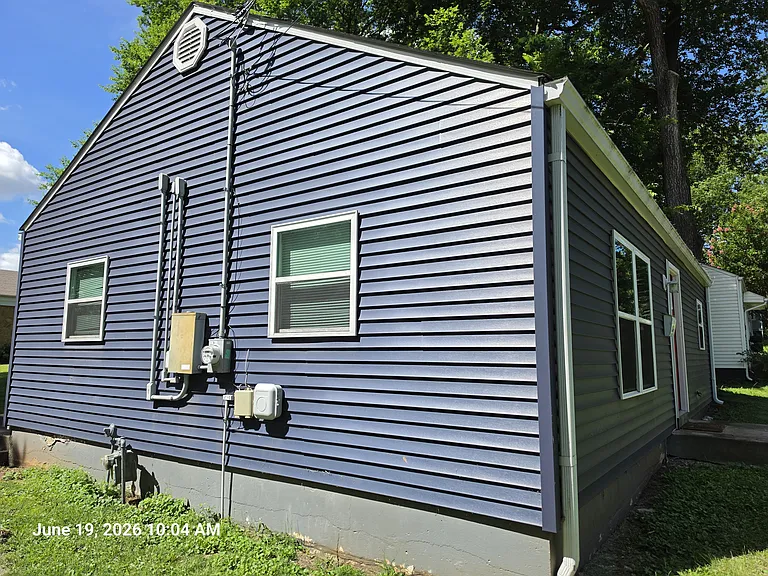 814 Josephine St — Photo 8