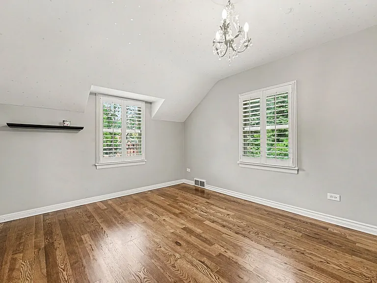 746 N Monaco Pkwy — Photo 23