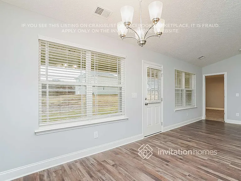 737 Cedar Ln — Photo 5
