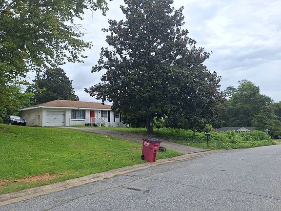 5th image of 4090 W Oak Dr