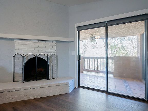 5th image of 3031 N Civic Center Plz Unit 321