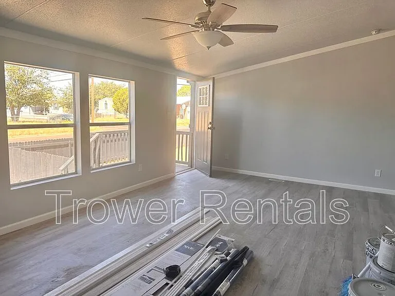 237 Orchard Dr — Photo 10