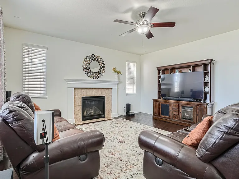 10748 Worthington Cir — Photo 6