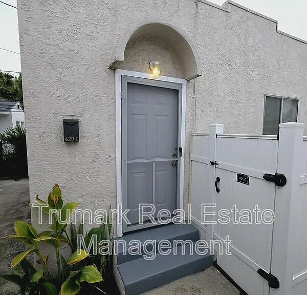 429 W Garfield Ave #C — Photo 9
