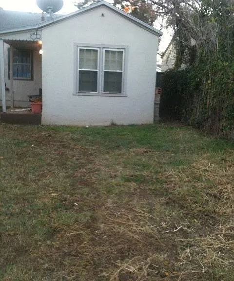 2802 38th St — Photo 2