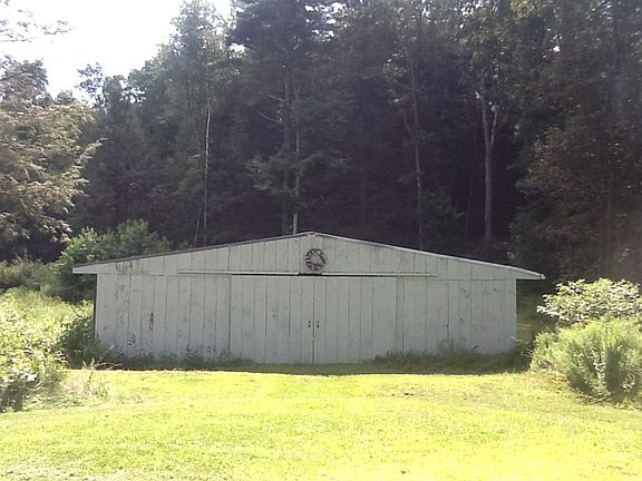 36'x20' barn