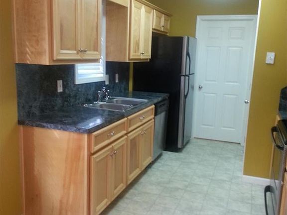 4th image of 434 Lee Road 2091