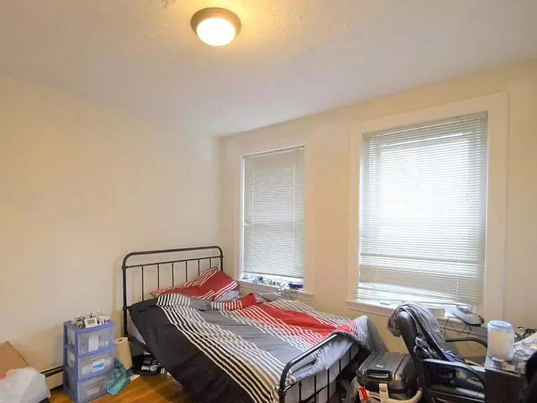 75 Thatcher St #2O2 — Photo 8
