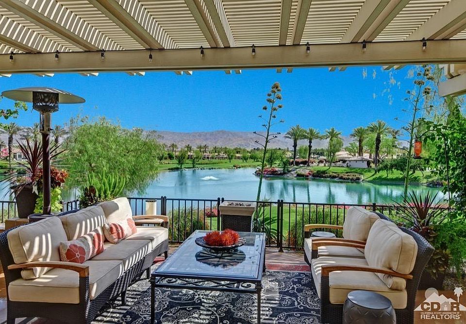 1st image of 270 Desert Holly Dr