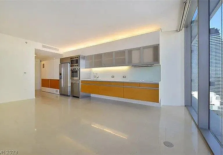 3722 Las Vegas Blvd S #1020 — Photo 1