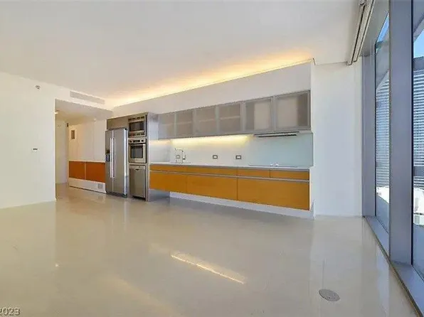 3722 Las Vegas Blvd S #1020, Las Vegas, NV 89158